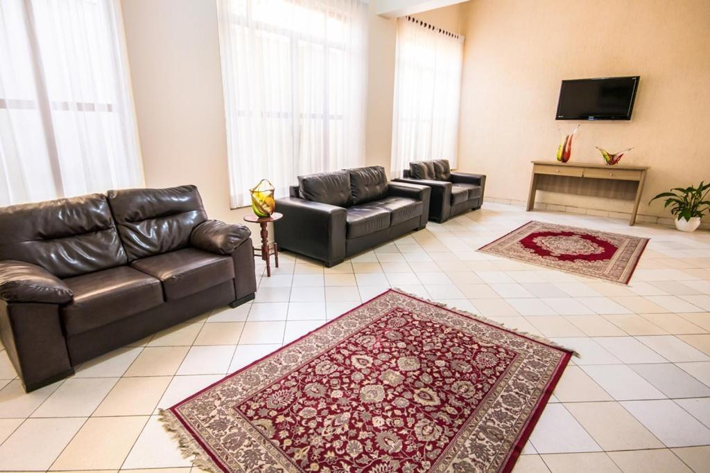 Hotel Euro Suite Pocos De Caldas By Nacional Inn Kültér fotó